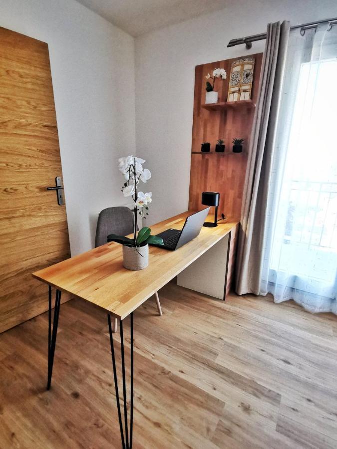 Le 79 Reflet De La Marne Apartment Noisy-le-Grand Bagian luar foto
